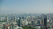 特別展望台はさらに高い！東京湾が青い！