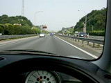 高速道路、こんな走行車にご注意！