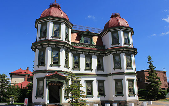 旧弘前市立図書館