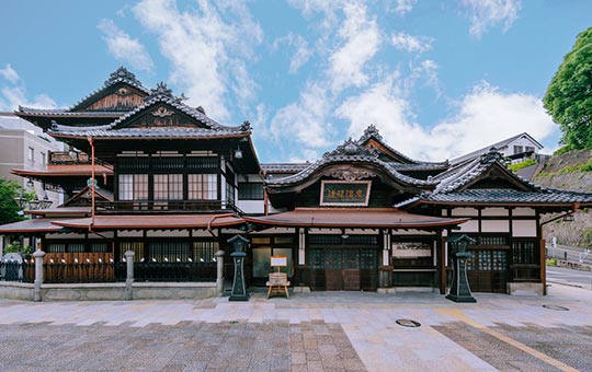道後温泉本館