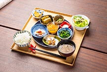 DINING PORT 御料鶴