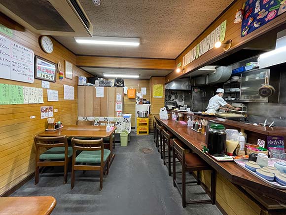 レトロな雰囲気の店内