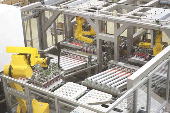 商品を移し替えるロボット