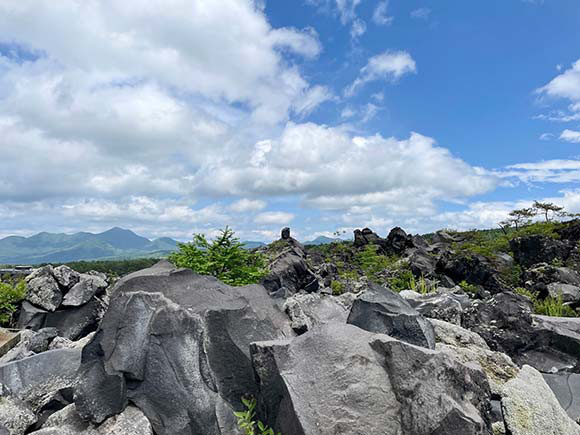 たくさんの大きな岩