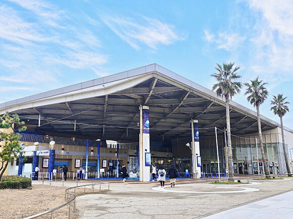 新江ノ島水族館外観