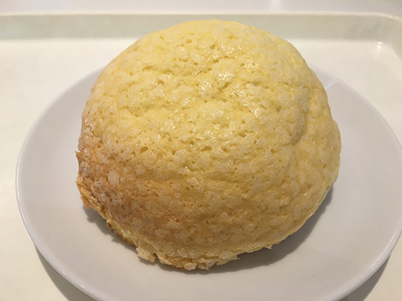 ドーム型のメロンパン