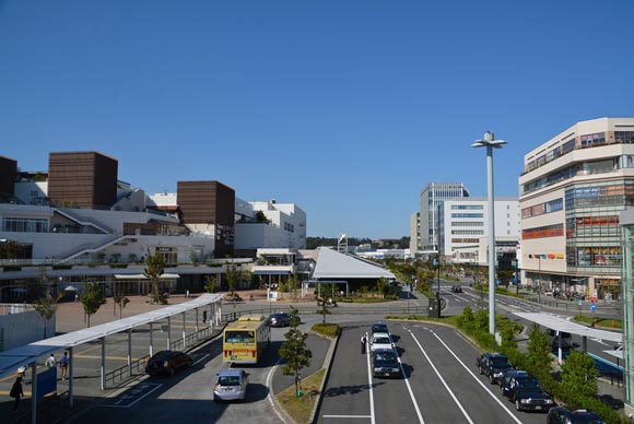 辻堂駅北側の街並み