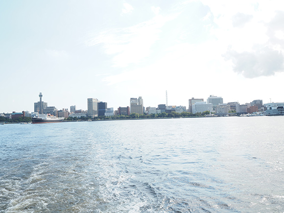 船から見える海と景色