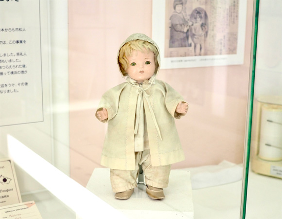 アメリカの子どもの人形