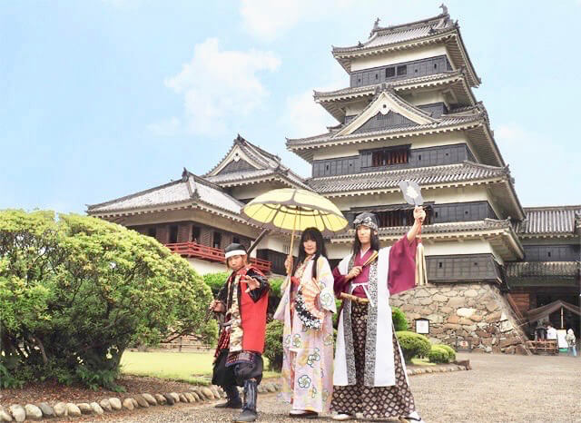 周辺情報あり】観光に役立つ「松本城」の見どころを徹底ナビ！ 免許と一緒に、タイムズクラブ