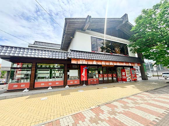 日本家屋風の建物