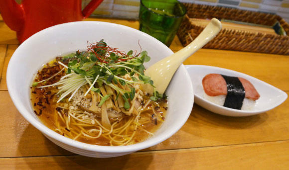 醤油ソバとスパムおにぎり