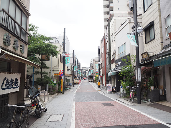 下町風情のある商店街