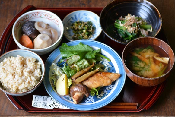 日替わり母めし定食