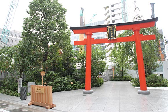 福徳神社の鳥居