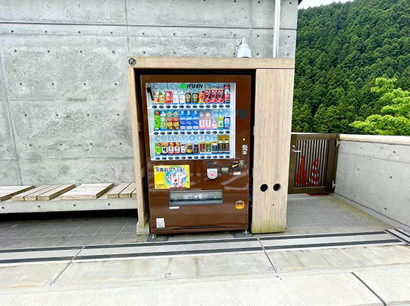 茶色の自販機