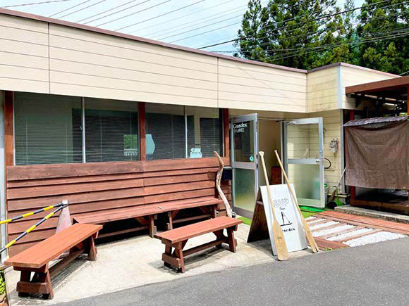 平屋の建物