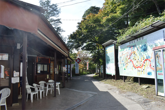 迷わず進める参道口