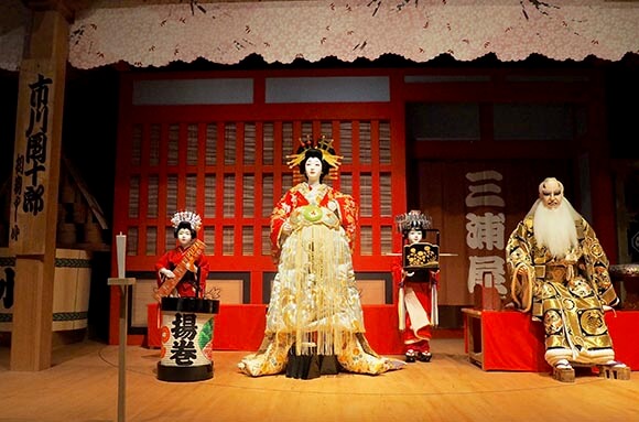 歌舞伎演目の等身大模型