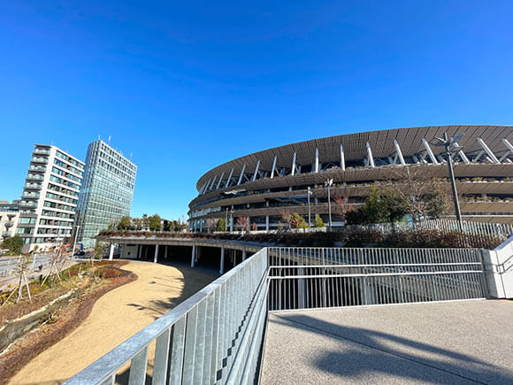 デッキから見た国立競技場