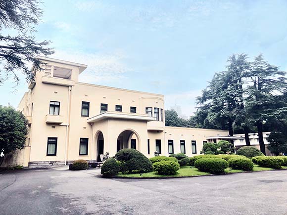 東京都庭園美術館本館の外観